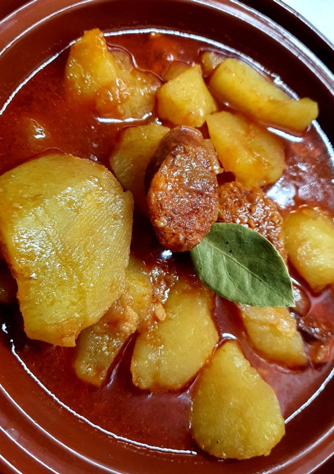 Una foto de Patatas a la Riojana