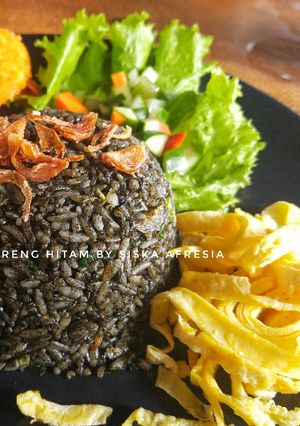 Foto resep Nasi goreng hitam (tinta cumi)
