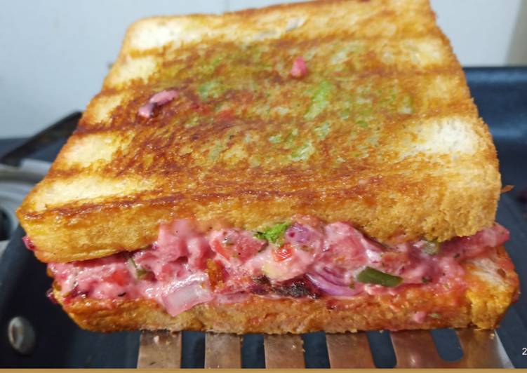Recipe of Ultimate Veggies Chesse Sandwich