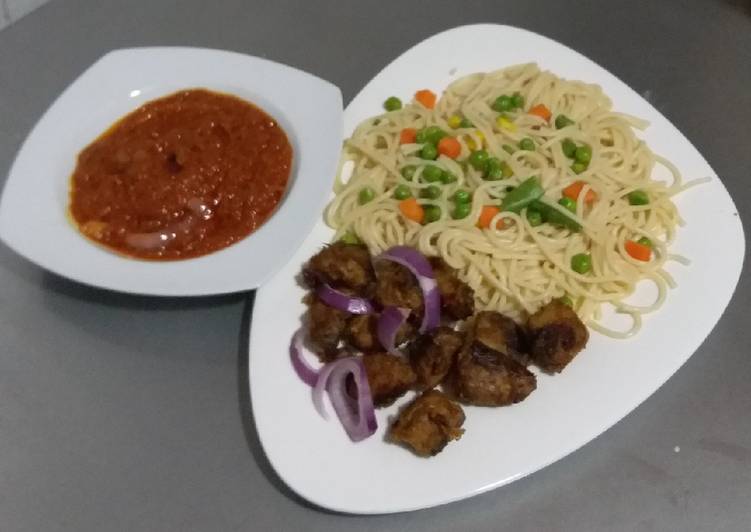 Simple Way to Make Ultimate Spaghetti, Fish chunks and Stew