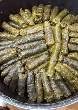 صورة لوصفة ورق عنب بزيت ودجاج
