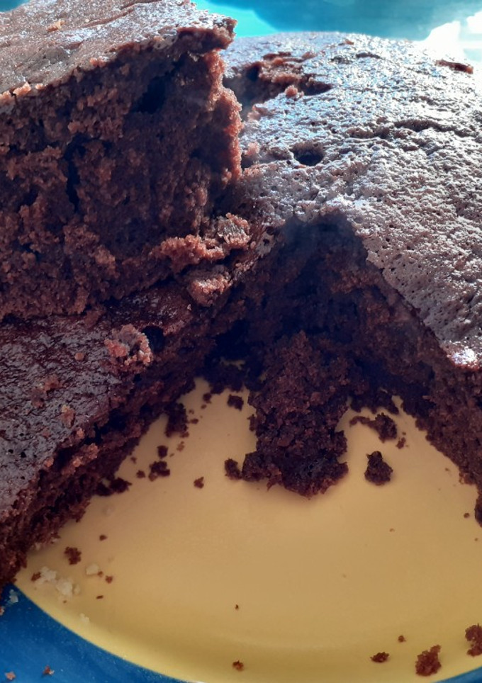 Una foto de Torta fácil de chocolate y económica