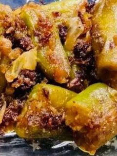 स्टफ्ड तुरई (Stuffed Turai recipe in Hindi) रेसिपी मुख्य फोटो