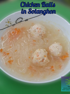 A picture of Chicken Balls in Sotanghon.