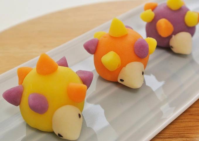 Small Nerikiri Wagashi: "Hedgehog"