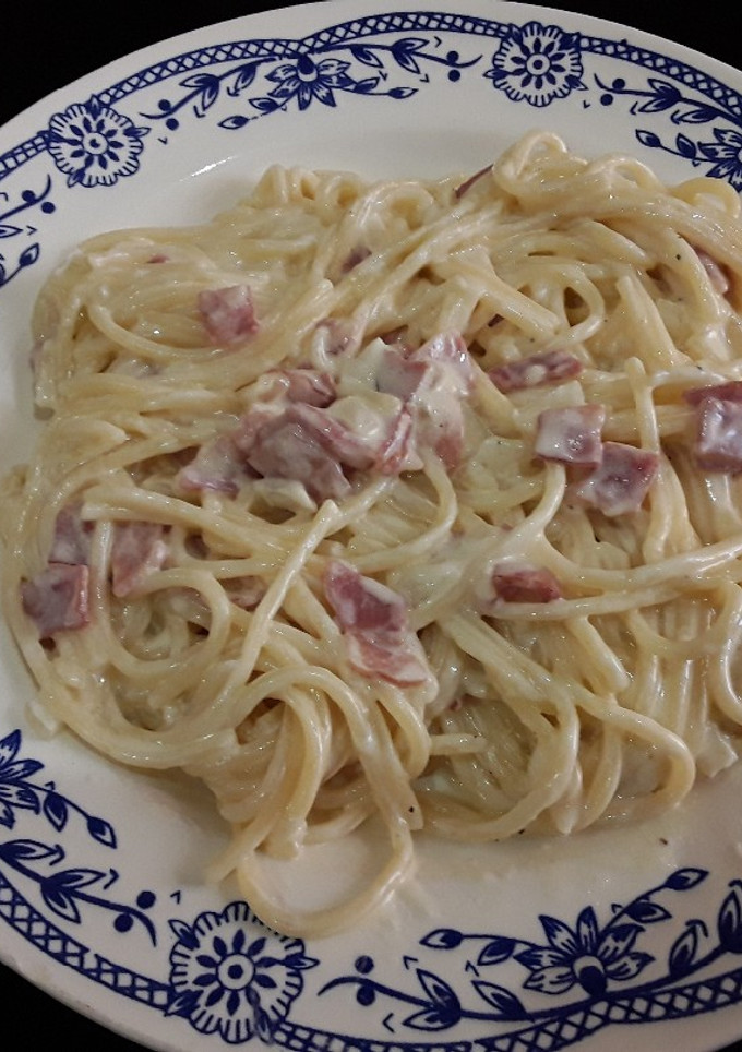 Una foto de Espaguetti a la carbonara