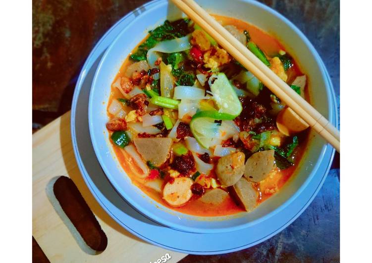 Langkah Mudah untuk Bikin Kwetiau Kuah Pedas Anti Gagal