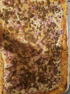 Una foto de Pizza casera de combinación