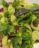 Ensalada de lechuga con uvas