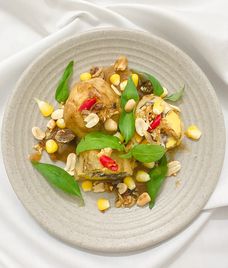 hột vịt lộn rang tỏi