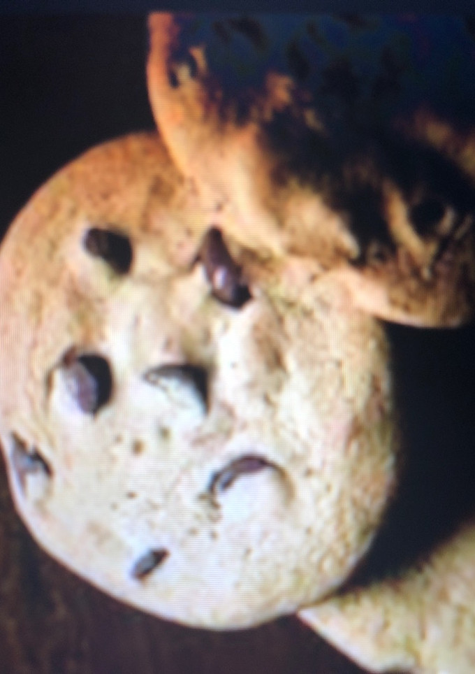 A picture of Keto chocolate chip cookies.