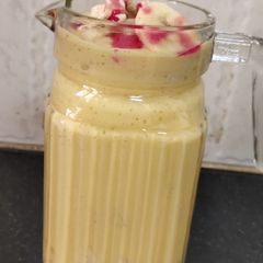 A picture of Mango shake.