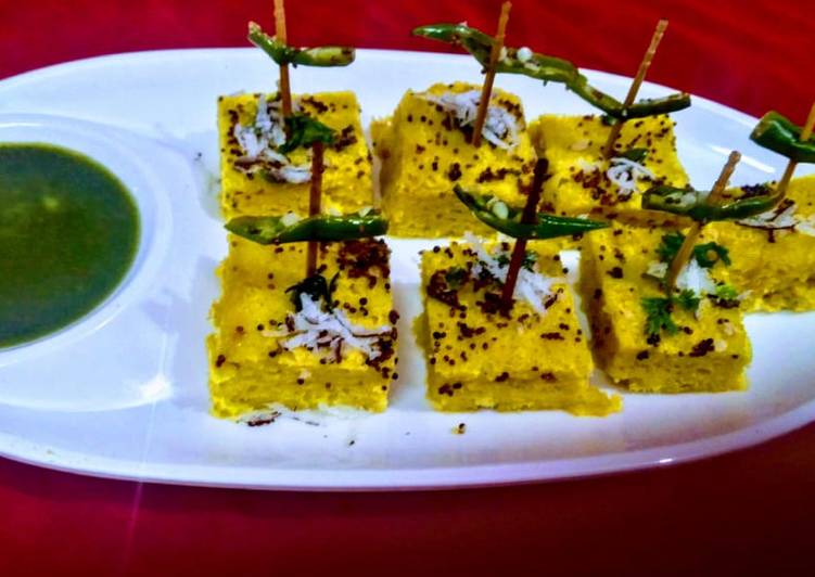 How to Prepare Award-winning Vegetable Dhokla