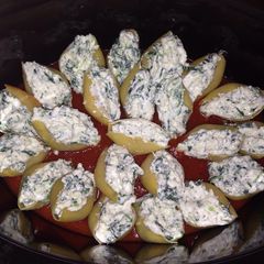 A picture of Spinach Stuffed Shells.