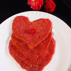 A picture of Banana Beetroot Pancake.