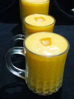 ম্যাঙ্গো মিল্কশেক(mango milkshake recipe in bengali) রেসিপির প্রধান ছবি