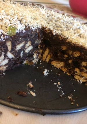 O poză a rețetei Tort de biscuiți cu ganache de ciocolată.