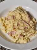Mafalde a la carbonara con queso de untar