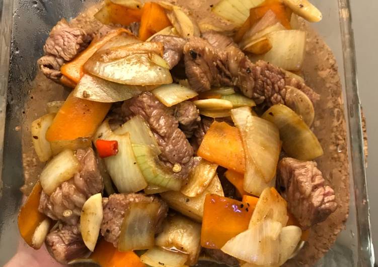 Fried short ribs with soy sauce