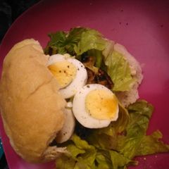 A picture of Veggie burger 🍔.