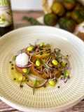 Tomate Raf y edamame con perlas de soja