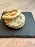 Bocadillo de queso azul y manzana