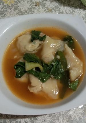 Foto resep Pangsit kuah Tomyam + Baso pentol ayam