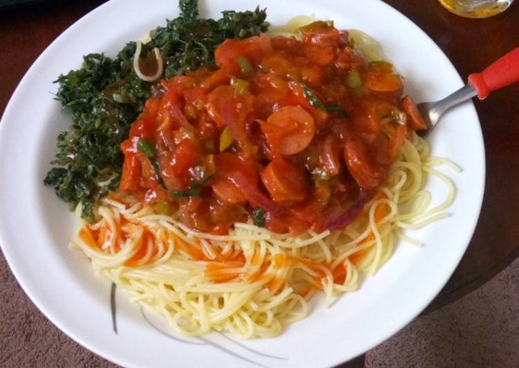 Spaghetti, spinach and sausage stew
