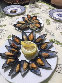 Una foto de Mejillones al vapor