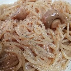 A picture of Spaghetti with mushroom#themechallenge.