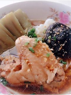 รูปของ ก๋วยเตี๋ยวไก่ตุ๋นมะระ