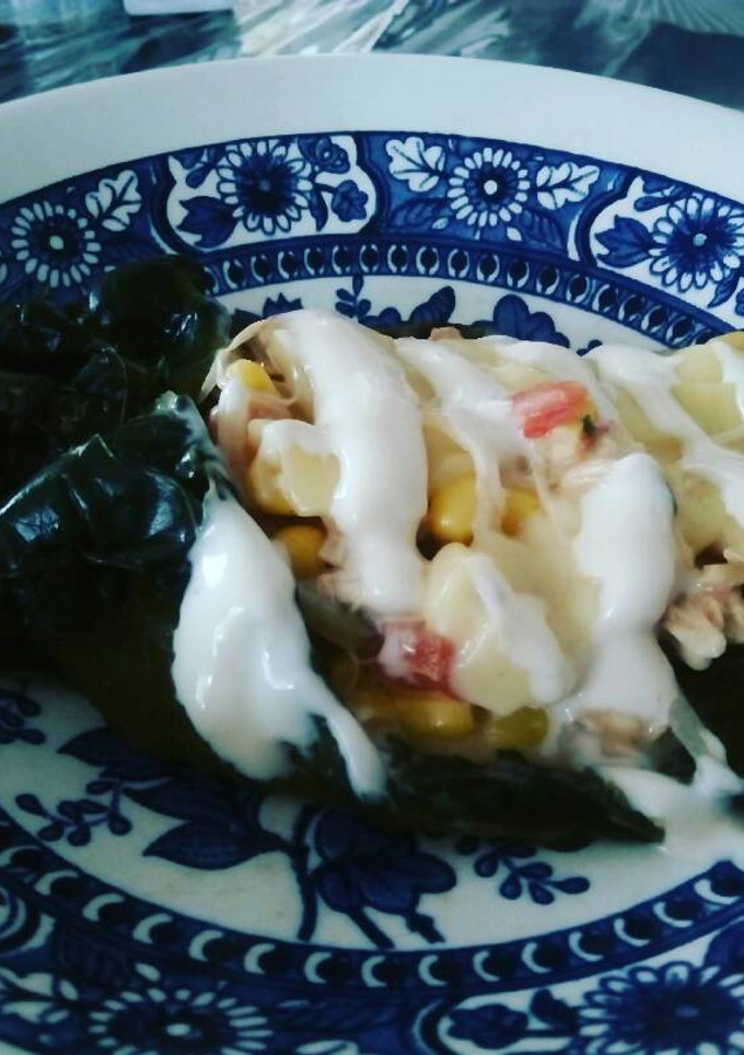 Una foto de Chile relleno de Pollo