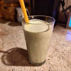 A picture of Berry-Spinach Vanilla Shake.