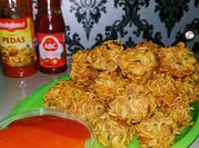 Gambar bola bola mie indomie