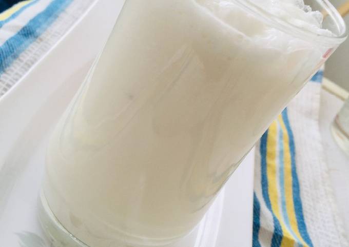 Coconut icecream milkshake