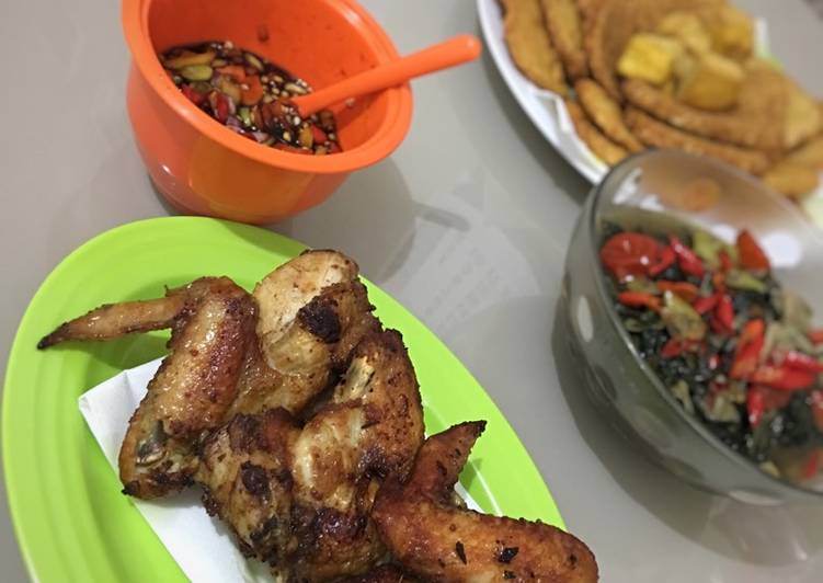 Ayam ngo hiang cocol sambal kecap🍗