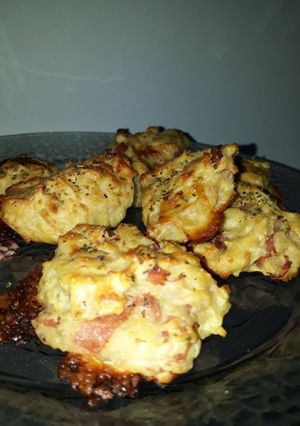 Una foto de Pancitos rellenos de jamón y queso