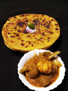 আলুর পরোটা(Aloor Porota recipe in Bengali) রেসিপির প্রধান ছবি