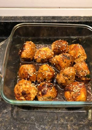 Una foto de Albóndigas teriyaki