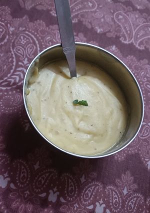 बेसन का हलवा (besan ka halwa recipe in Hindi) रेसिपी मुख्य फोटो