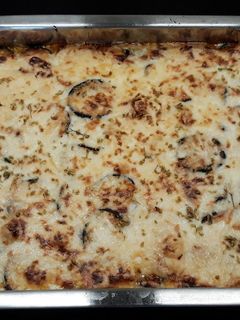 Una foto de Moussaka de calabacín y berenjena