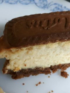 Una foto de Tarta de queso Lotus en horno