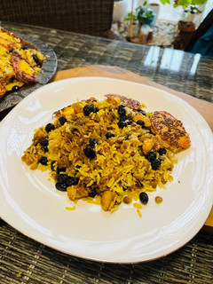 عکسی از دستور عدس پلو با مرغ و مویز
