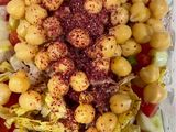 سلطة الخضار مع الحمص