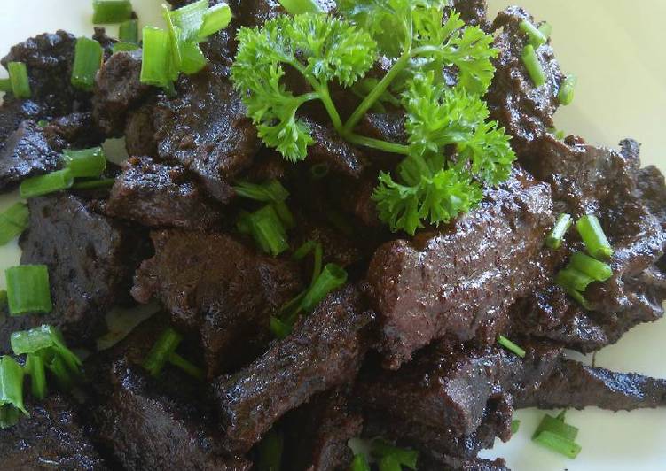 Corazón de res guisado