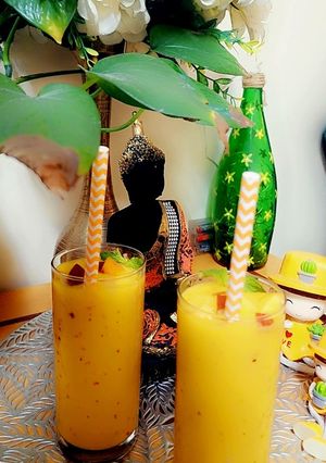 A picture of Peach Almond Delight Smoothie.