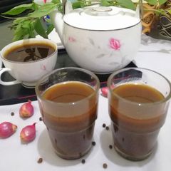 A picture of Chukku kappi (Herbal coffee).