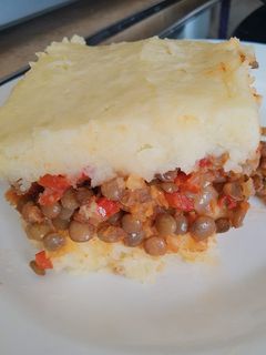 Una foto de Pastel de papa con relleno de lentejas