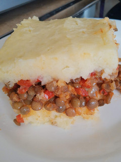 Una foto de Pastel de papa con relleno de lentejas