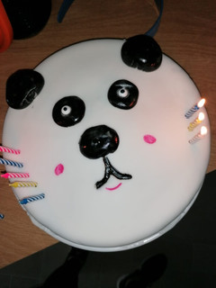 A picture of Arabella's B-day Cake.
